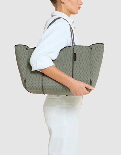 STATE OF ESCAPE Escape tote - Sage Green