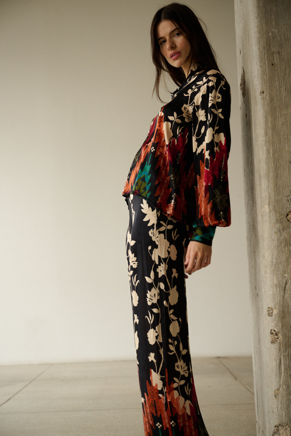 LA FUORI Dari Printed silk pant
