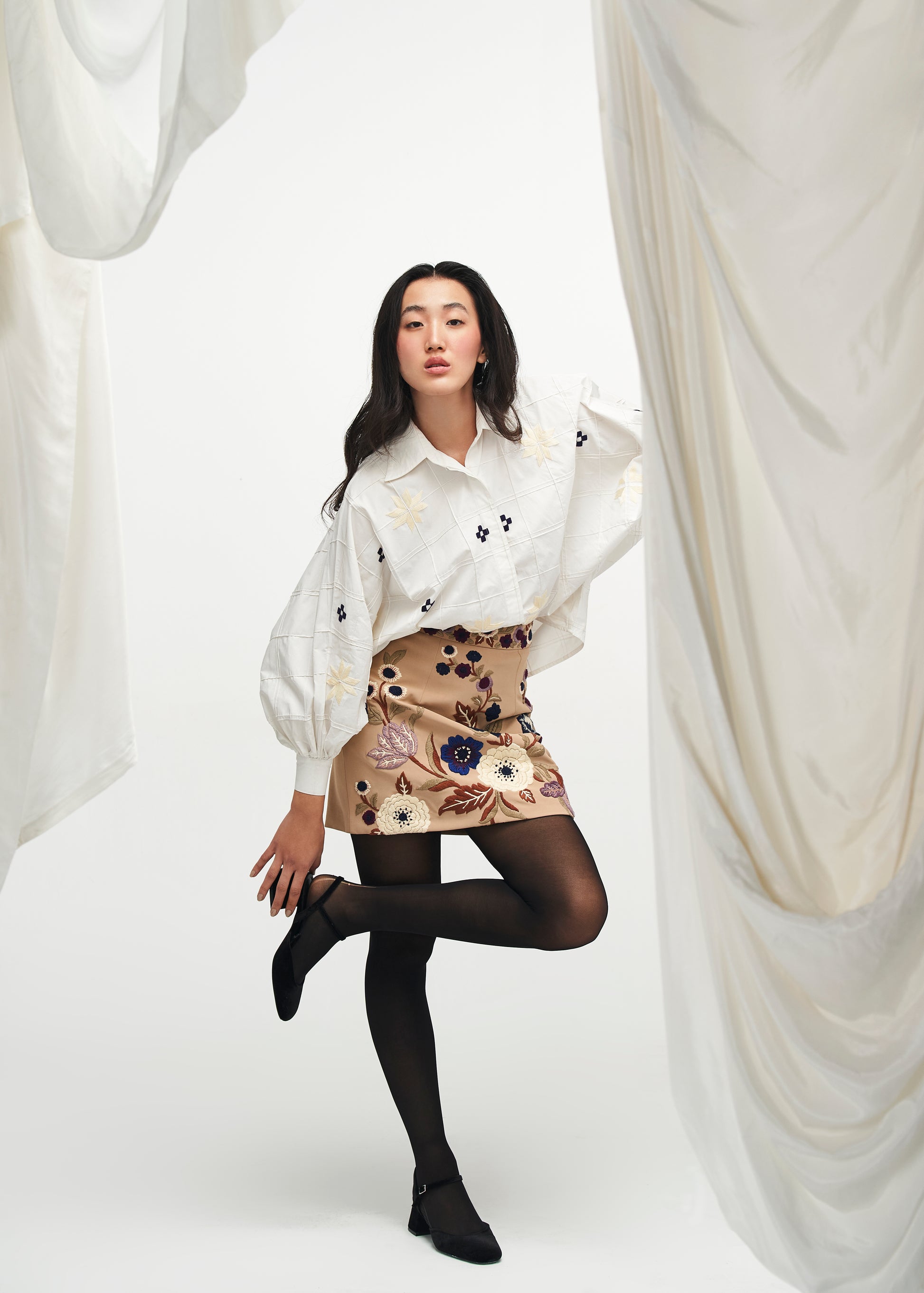 LA FUORI Floral mini skirt - Beige