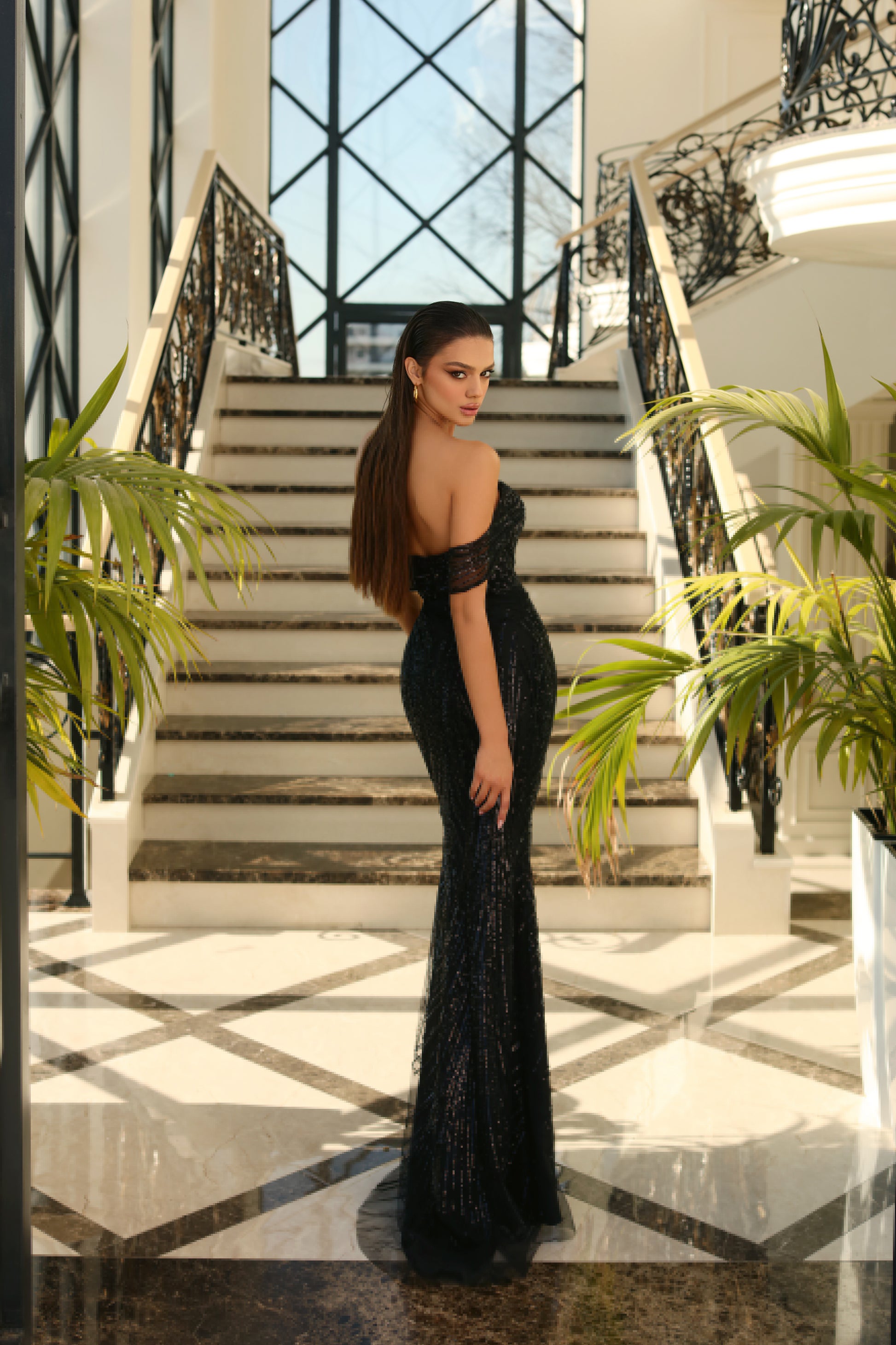 NICOLETTA Quinn Gown - Black